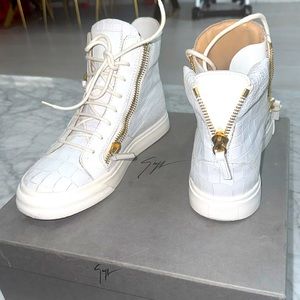 GIUSEPPE ZANOTTI SNEAKERS
